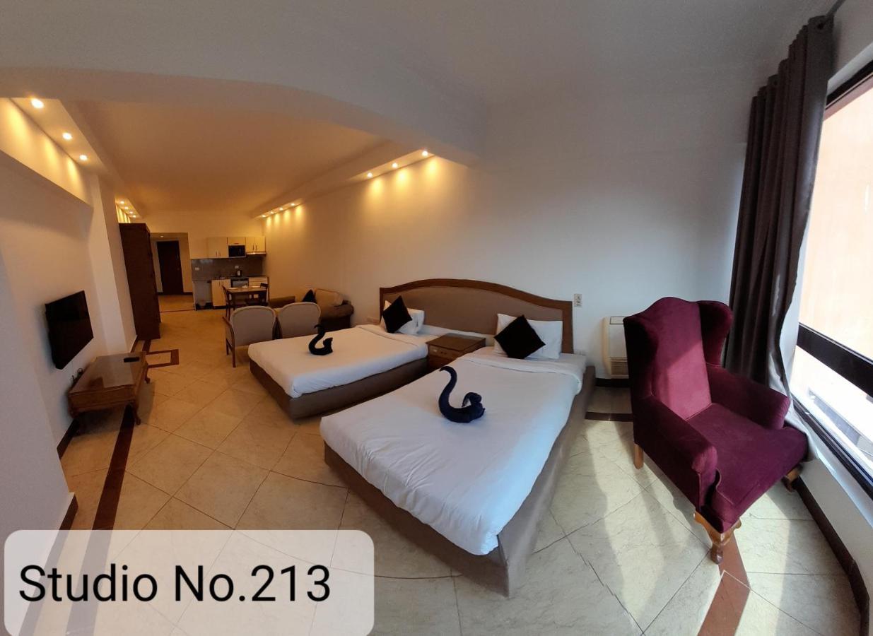 Alia Beach Residence Hurghada Bilik gambar